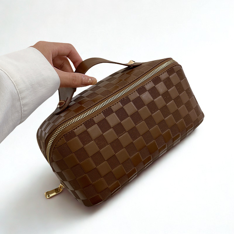 BELLE Cosmetics Bag